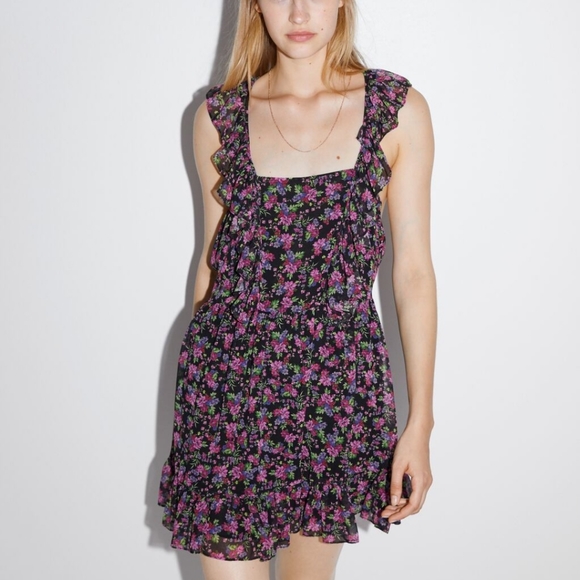 🍒NWT🍒 ZARA FLORAL PRINT MINI DRESS - Picture 2 of 7